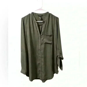 Forever 21 Dark Green Long Sleeve Button-Down Shirt – Size Large